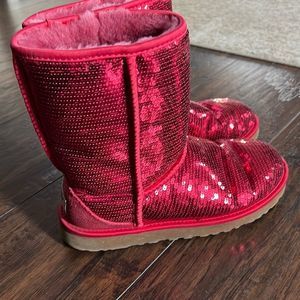 Ugg Red Sequin Sparkle Limited Holiday Edition Boots size 8 in EUC